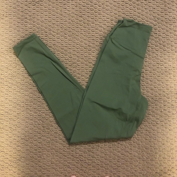 Balance Athletica Pants - Balance Athletica OG leggings in Amazon - M